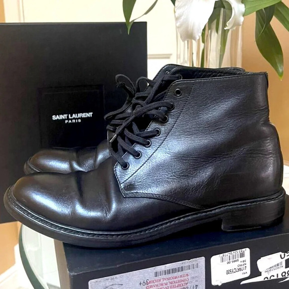 Saint Laurent Other - SAINT LAURENT
Army Leather Desert Boots